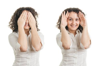 Genç kadın kapsayan yüz  