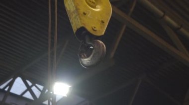 Servis istasyonu vinç kanca