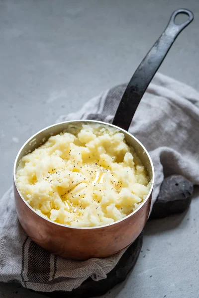 Ziemniaki z masłem — Zdjęcie stockowe