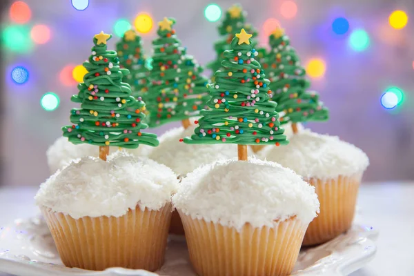İyi Bayramlar. Noel ağacı cupcake — Stok fotoğraf