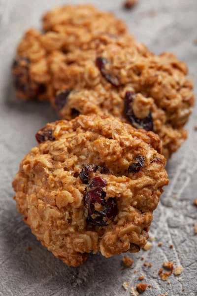 Biscoitos de aveia com cranberry e pecan — Fotografia de Stock