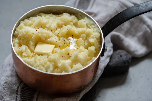 Mashed potatoes in a pot — Stock Photo, Image
