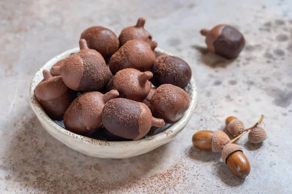 Acorn czekoladą płynąca — Zdjęcie stockowe