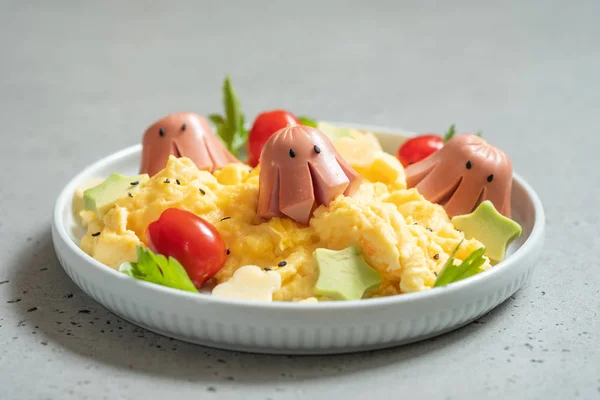 Octopus sausage with scrambled eggs served for breakfast — Stock Photo, Image
