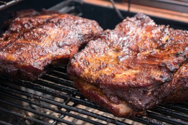 Izgara domuz kaburga bir ızgara.