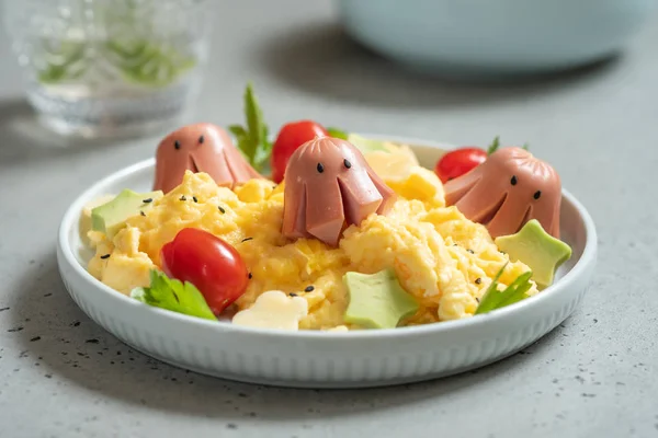 Octopus sausage with scrambled eggs served for breakfast — Stock Photo, Image