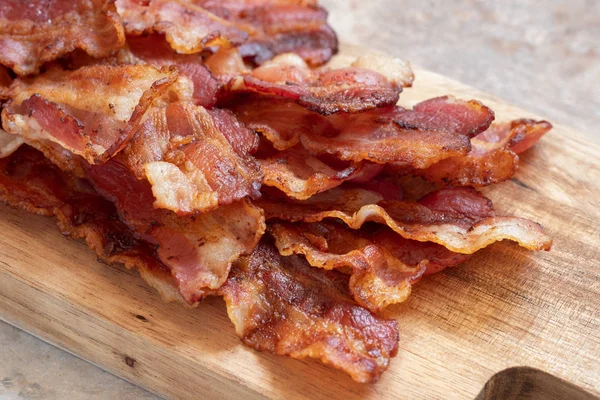 Cooked Greasy Bacon — Stock Photo, Image