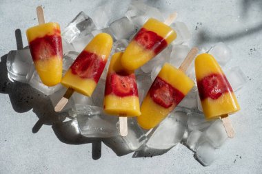 Çilekli Portakallı Dondurma