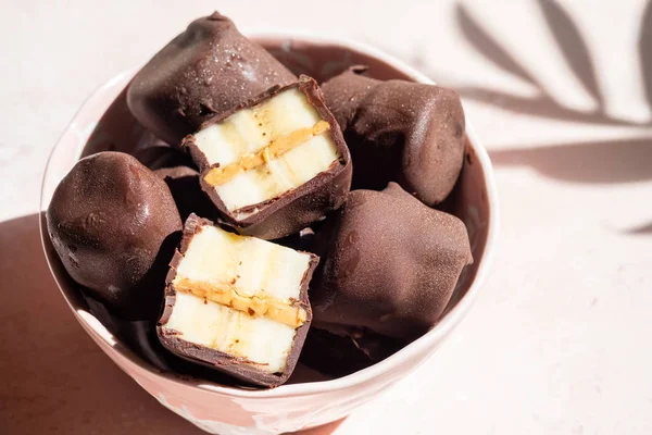 Ciemny czekolada masło orzechowe Banana Bites — Zdjęcie stockowe