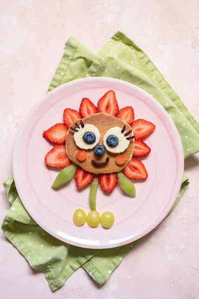 Funny Flower Pancake with berries for kids — Stock Photo, Image