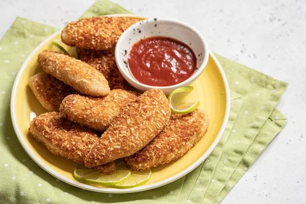Chicken nuggets with tomato sauce — Stock Photo, Image