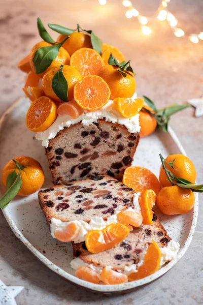 Christmas fruit cake — Stock Photo, Image