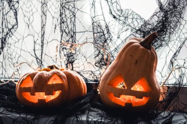 Fenerlerin valesi Cadılar Bayramı kabak suratlı