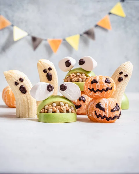 Golosinas de Halloween de frutas saludables — Foto de Stock