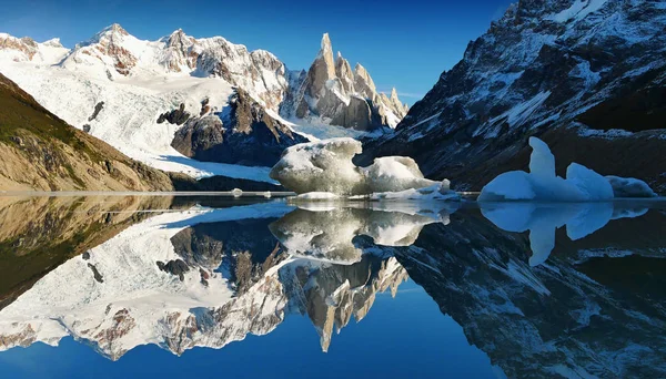 Beroemde Cerro Torre Berg Patagonië Argentinië — Stockfoto
