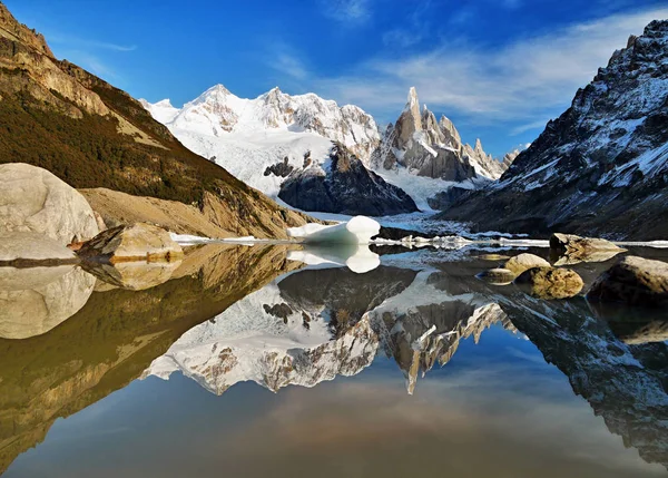 Patagonië Argentinië Verbazingwekkende Cerro Torre Mountain — Stockfoto
