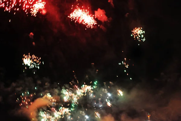 Ohňová Show Noční Pozadí Aplikace Fireworks Krásné Pozadí Ohňostroj Dovolená — Stock fotografie