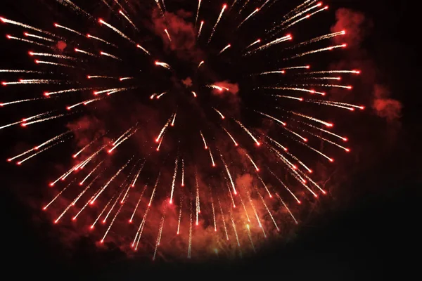 Vuurwerk Groet Hemelachtergrond Fantastische Vlam Van Fel Sprankelende Licht Nachtelijke — Stockfoto