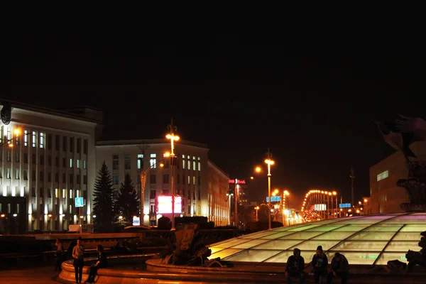 Die Hauptstadt Der Republik Weißrussland Ist Minsk Unabhängigkeitsplatz Nachtsicht — Stockfoto