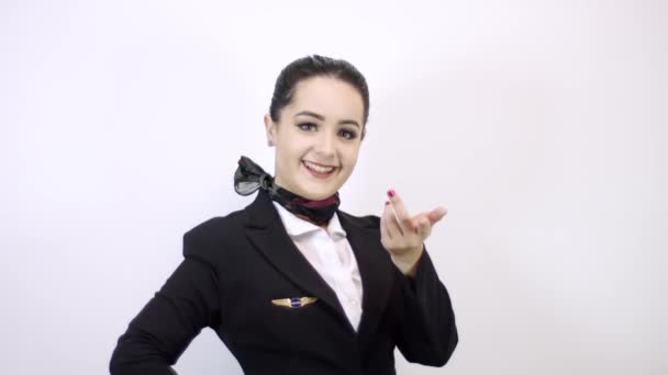 漂亮的空姐演播室射击与飞行乘务员妇女 — 图库视频影像