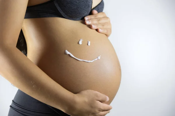 Gravidez Cuidados Pele Barriga Mulher Grávida Sorriso Creme Hidratante Para Fotografia De Stock