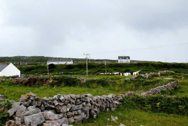 Çamaşırhane out Inishmore Adası, İrlanda'da kuru