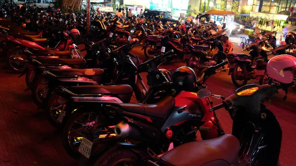 Siem Reap Kambodscha Dezember 2018 Roller Parken Nacht Rotes Nachtlicht — Stockfoto