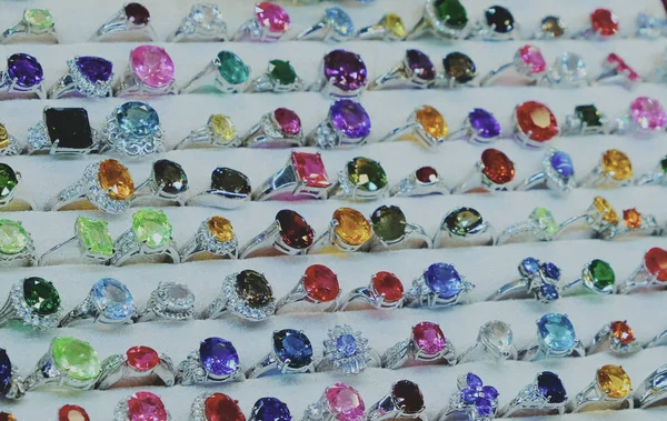 Anéis Femininos Com Pedras Preciosas Jóias Femininas Grande Número Jóias — Fotografia de Stock