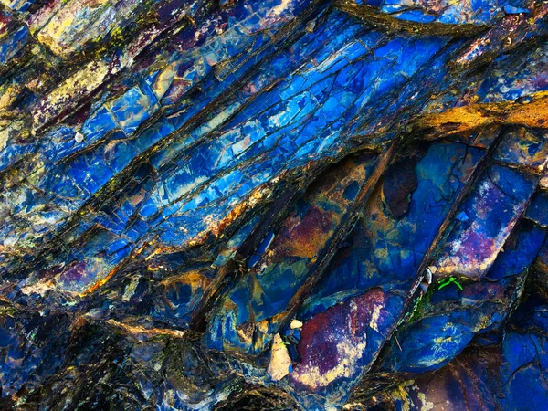 素晴らしい色の石の質感 明るい色の岩の層 — ストック写真