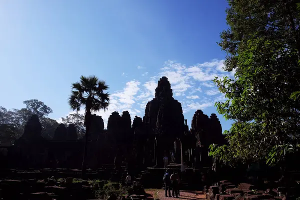 Siem Sklízka Kambodža Prosince 2018 Turisté Procházkou Fotografovat Bayon Chrámu — Stock fotografie