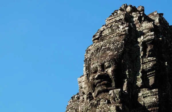 Obrovská Lidská Tvář Postavená Kamenných Bloků Obrovské Lidské Obličeje Věže — Stock fotografie