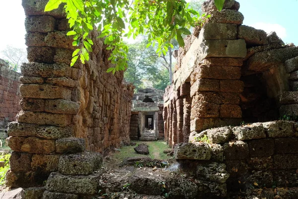 Kamboçya Ortaçağdan Kalma Taş Binaların Kalıntıları Harap Eski Binalar — Stok fotoğraf