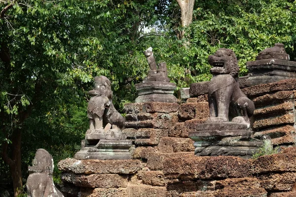 Stair Ruined Medieval University Cambodia Stone Figures Animals Ancient Ruins — Stock Photo, Image