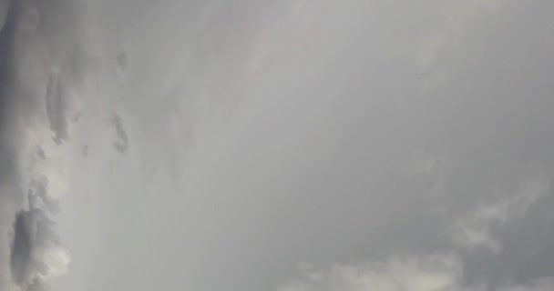 Bewölkter Himmel Vor Einem Gewitter Bedeckt Zeitraffer — Stockvideo