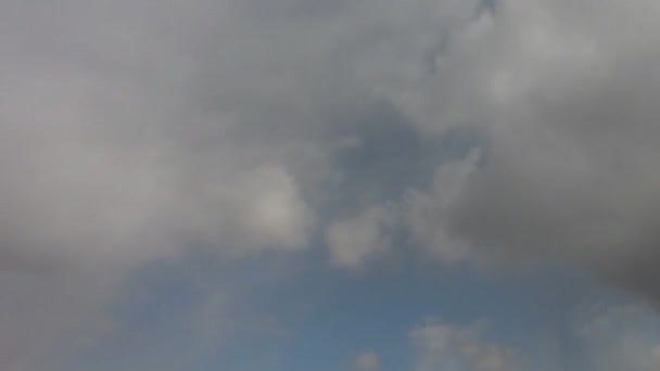 Timelapse Cloudy Sky Inglés Cielo Nubes Oscuras Antes Tormenta — Vídeos de Stock