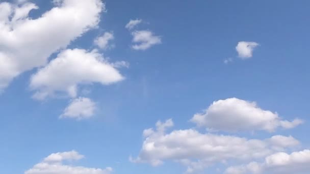 Céu Azul Bonito Com Fundo Nuvens Cumulus Nuvem Escape Timelapse — Vídeo de Stock