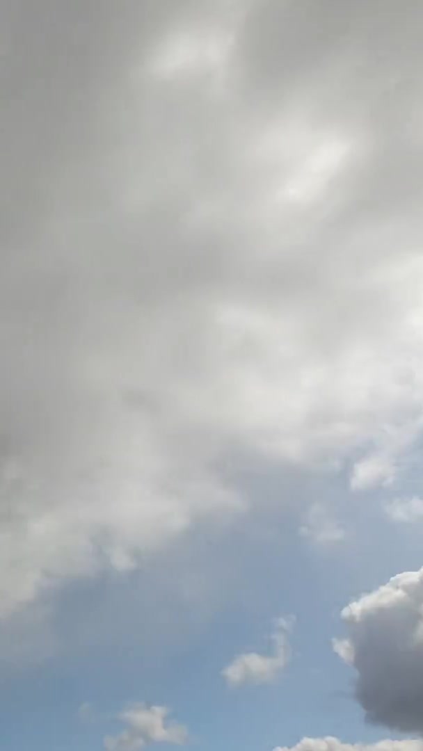 云天上的云彩 多云的天空 时间流逝 — 图库视频影像