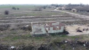 Eski bir çiftlik hayvanlarının kalıntıları, hava manzarası..