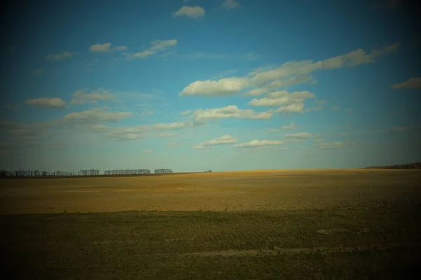 Belo Céu Nublado Sobre Terras Agrícolas Paisagem Primavera Vinheta — Fotografia de Stock