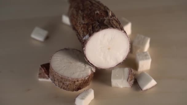 Yucca Root Trä Köks Bräda Healing Exotiska Ingredienser — Stockvideo