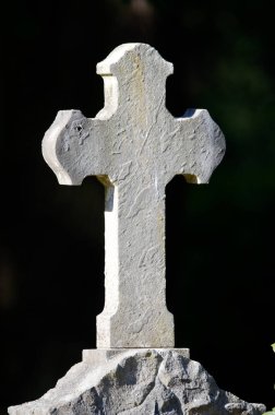 bir mezarlık çapraz