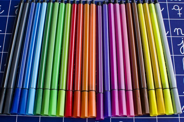 Niektóre Włókna Kolorowe Markery — Zdjęcie stockowe