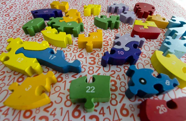 ⬇ Скачать Картинки Детские Головоломки, Стоковые Фото Детские.