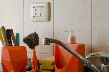 bazı mutfak öğeleri temizleme