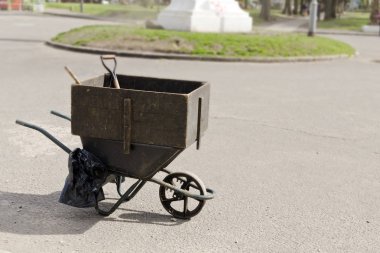 El arabası ve araçları park için