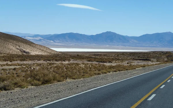 Kuzey Arjantin, Jujuy Eyaleti, Humahuaca peyzaj. Salinas Grandes