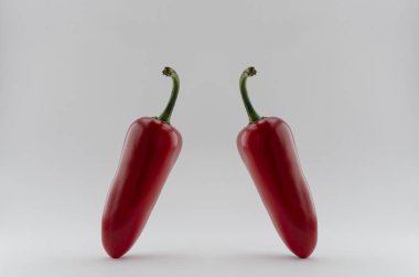 Kırmızı acı biber, biraz biber.