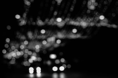 siyah ve beyaz bulanık şehir ışıkları 