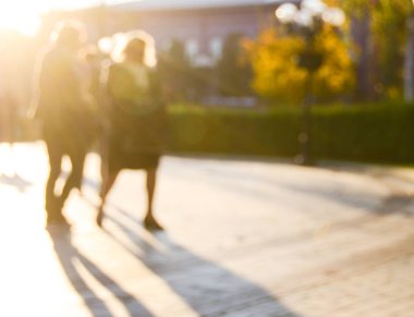 Sonbahar park, bulanık görünüm 