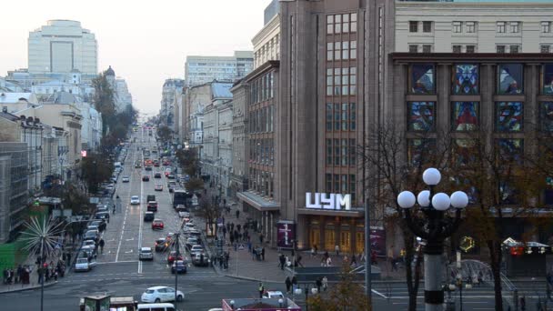 Verkeer Main Kiev City Street Oekraïne — Stockvideo